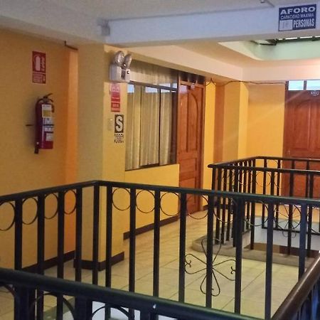 Hospedaje Santa Cruz II Sicuani Exterior foto
